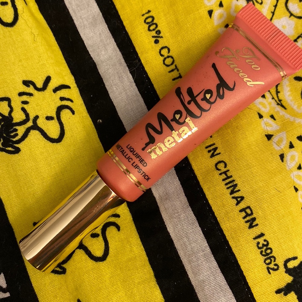 NWOT Too Faced liquid lipstick